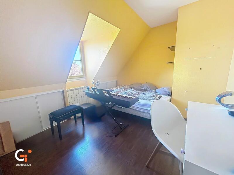 Maison - 138 m² - 7 pièces