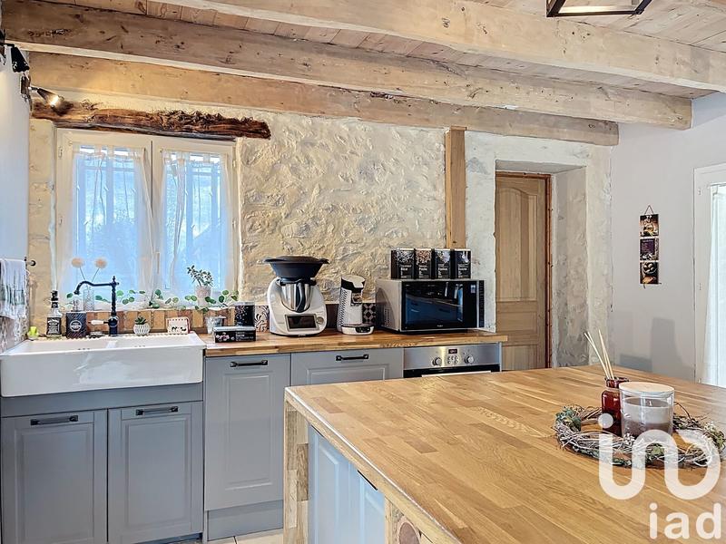 Maison - 140 m² - 5 pièces