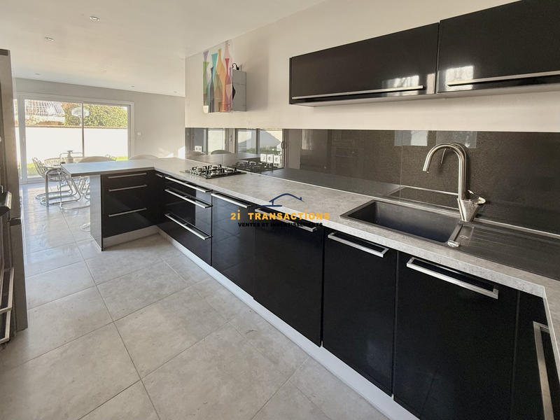 Maison - 124 m² - 5 pièces