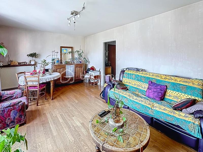 Appartement - 86 m² - 4 pièces