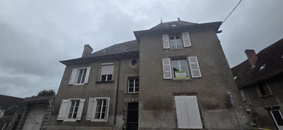 Maison - 190 m² - 9 pièces