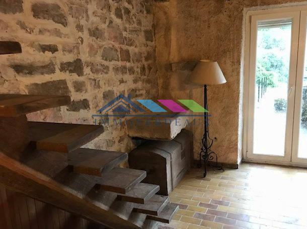 Maison - 172 m² - 10 pièces