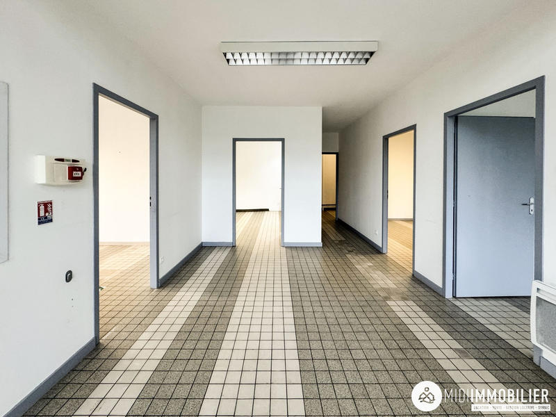 Bureau - 125 m² - 5 pièces