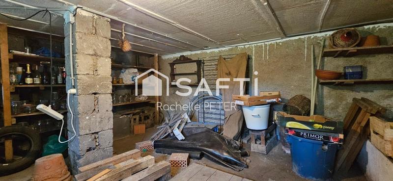 Maison - 99 m² - 5 pièces