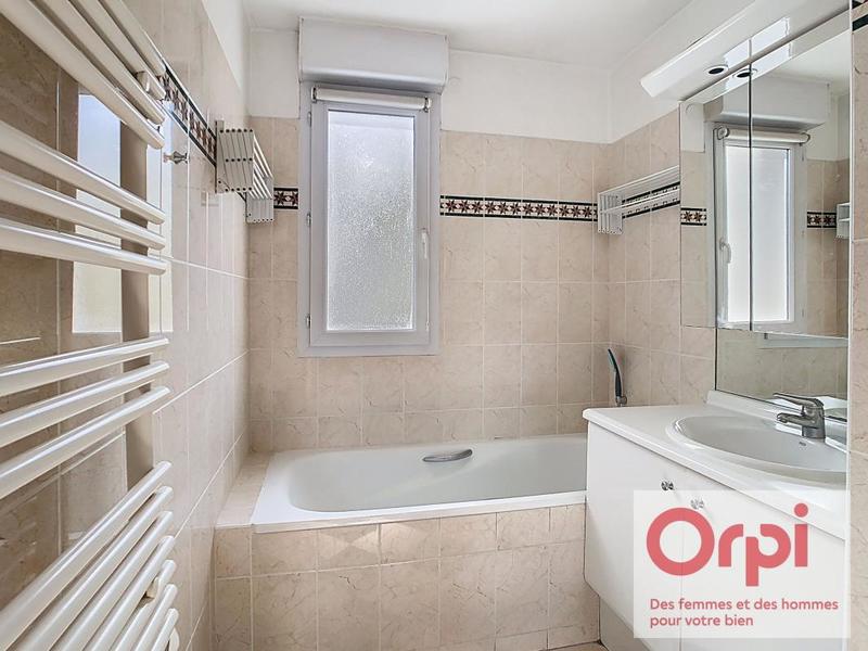 Appartement - 84 m² - 4 pièces