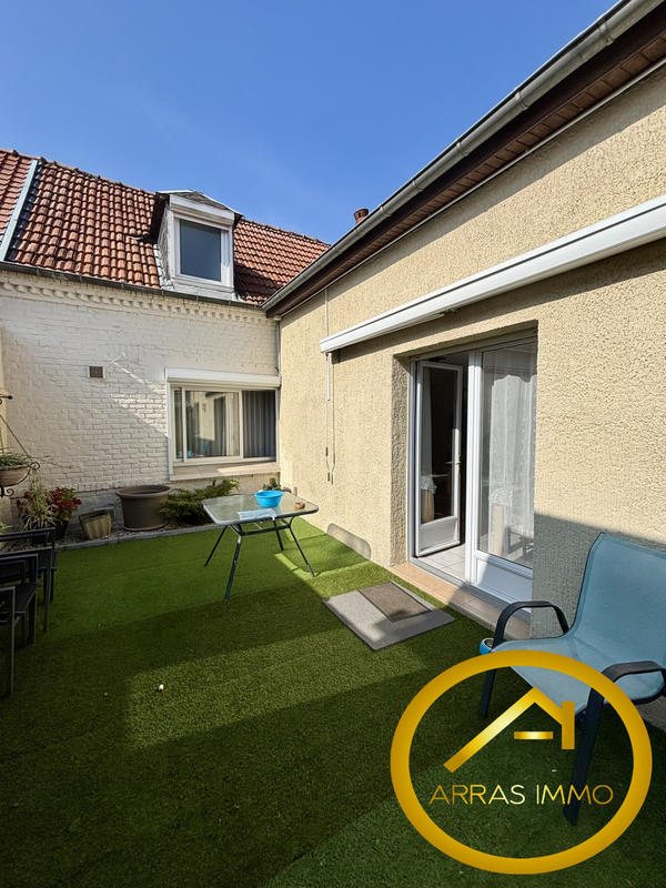 Maison - 140 m² - 6 pièces