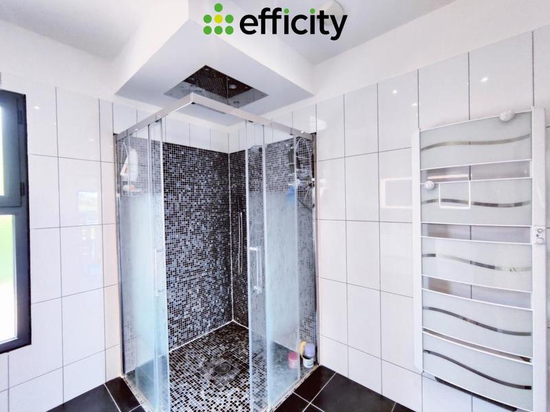 Maison d'architecte - 218 m² - 6 pièces