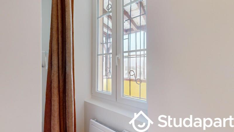 Chambre - 11 m² - 1 pièce