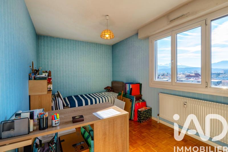 Appartement - 123 m² - 6 pièces