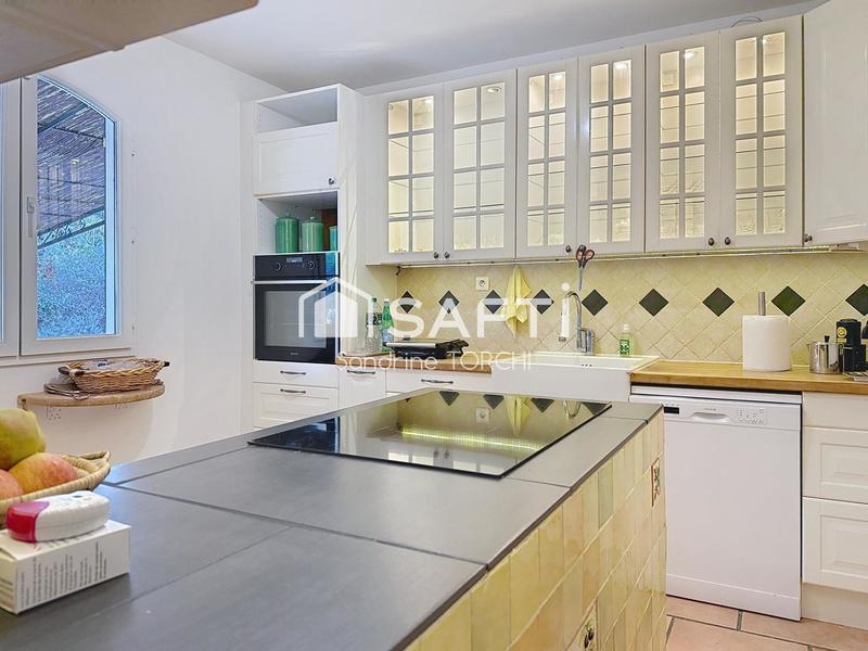 Maison - 111 m² - 5 pièces