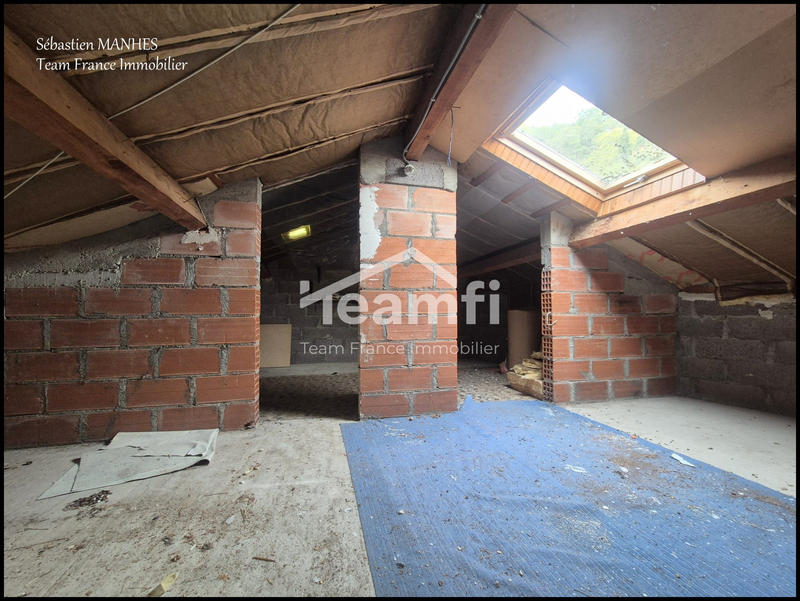 Maison - 168 m² - 10 pièces