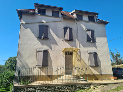 Maison - 137 m² - 5 pièces