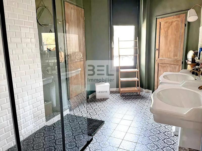 Maison de maîtres - 182 m² - 6 pièces