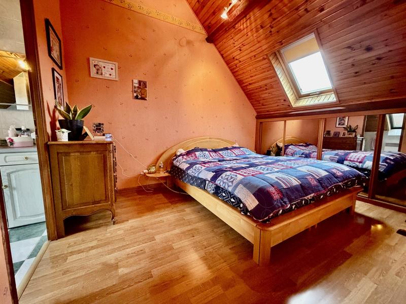 Maison - 165 m² - 8 pièces