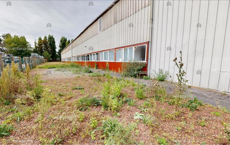 Local d'activité / Entrepôt - 2 160 m²