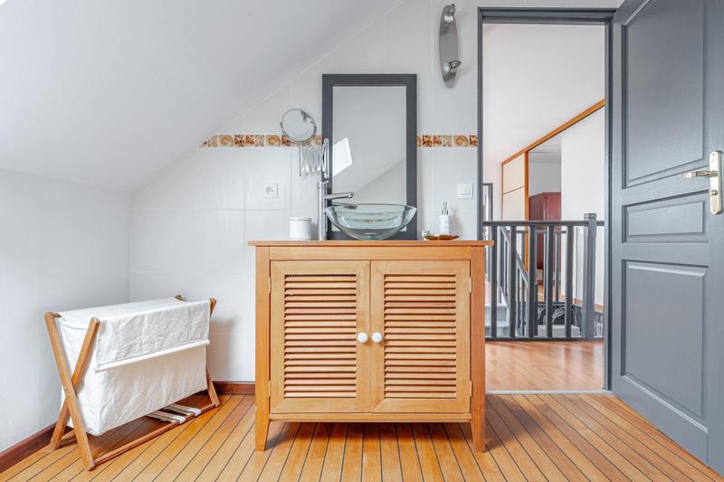 Maison - 190 m² - 8 pièces