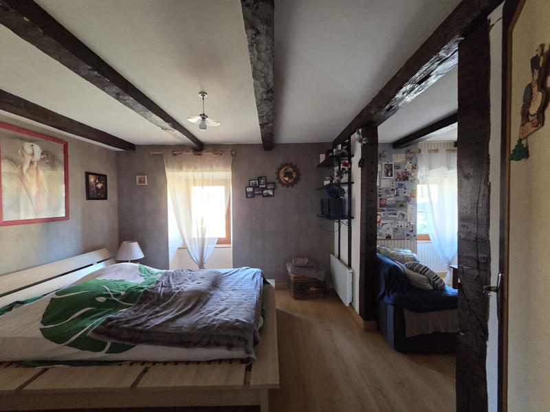 Maison de village - 171 m² - 10 pièces