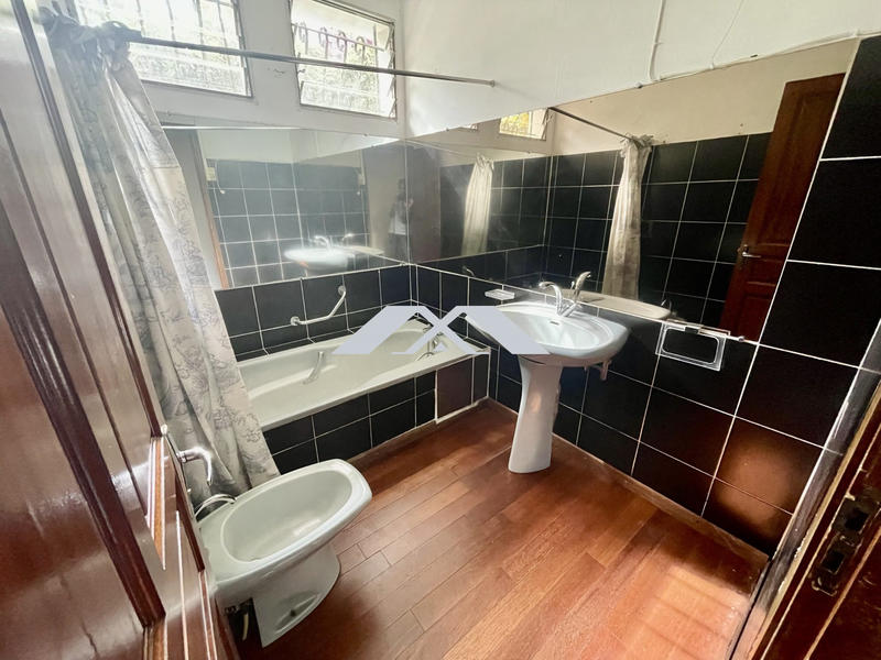 Villa - 254 m² - 7 pièces