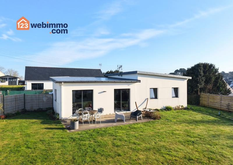 Maison - 90 m² - 5 pièces