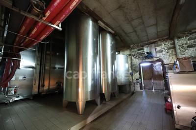 Fonds de commerce - 1 143 m²