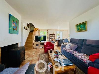 Maison - 105 m² - 4 pièces