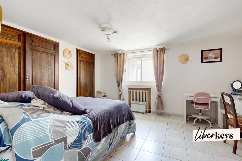 Maison d'architecte - 262 m² - 6 pièces