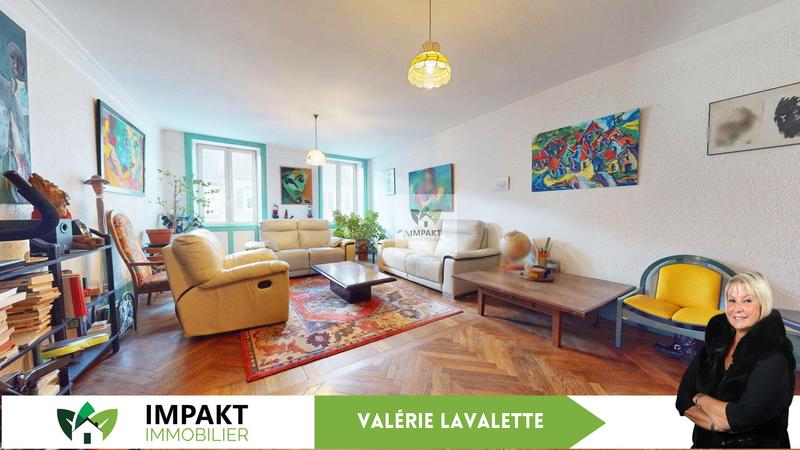 Maison - 174 m² - 9 pièces