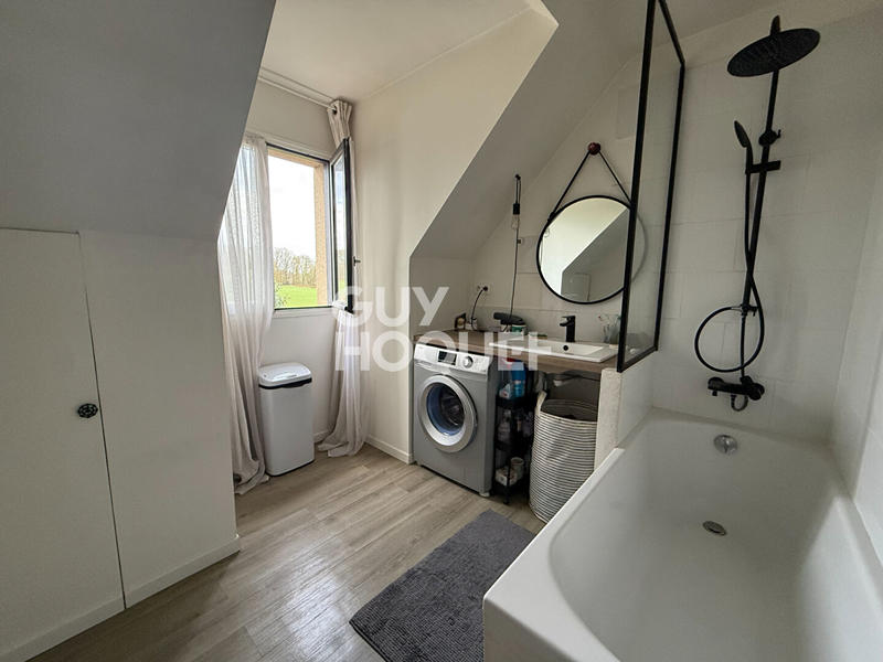 Maison - 133 m² - 6 pièces