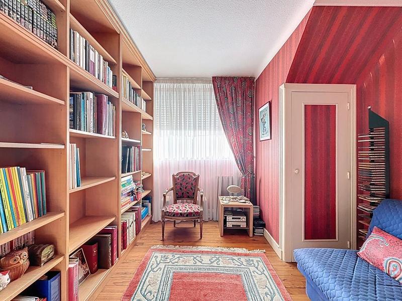 Maison - 166 m² - 7 pièces