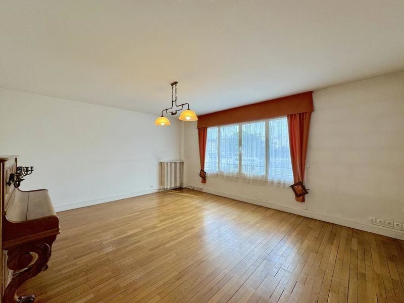 Appartement - 100 m² - 4 pièces