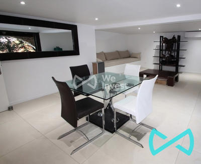 Villa - 235 m² - 6 pièces