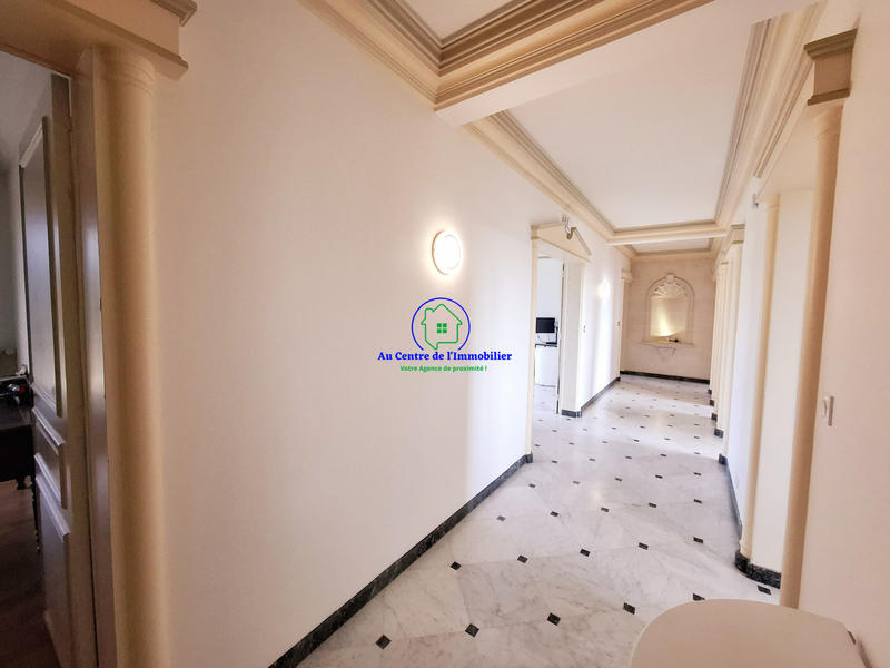 Appartement - 126 m² - 5 pièces