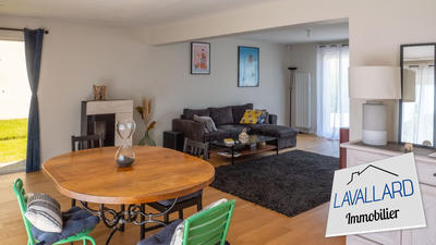 Maison - 175 m² - 9 pièces