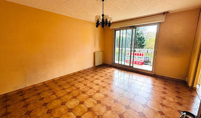 Appartement - 90 m² - 4 pièces