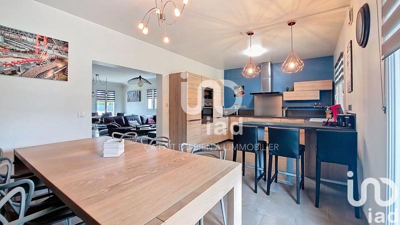 Maison - 182 m² - 7 pièces