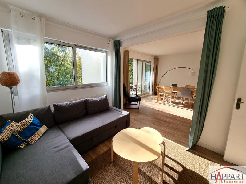 Appartement - 95 m² - 4 pièces