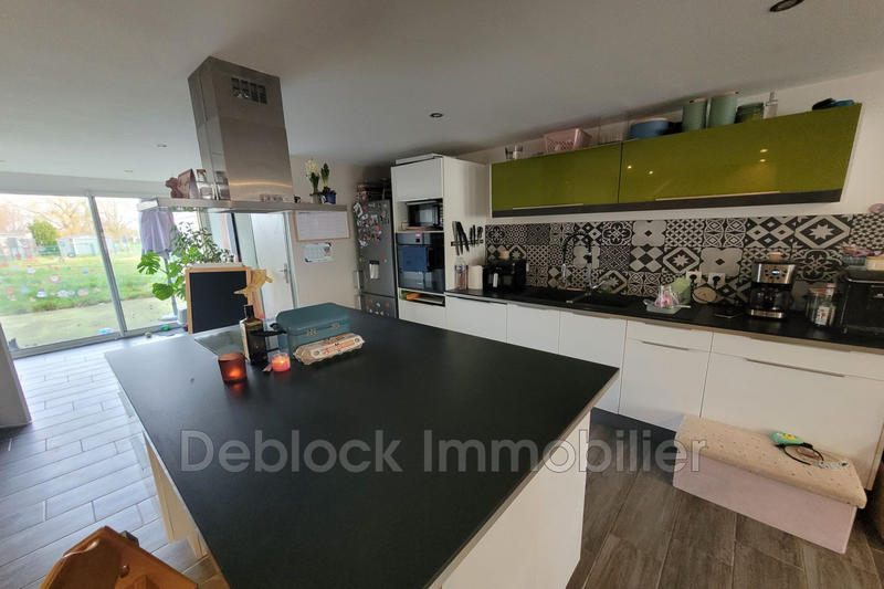 Maison - 102 m² - 4 pièces