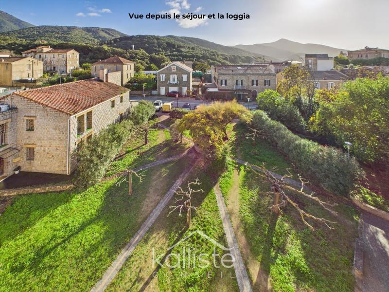 Appartement - 89 m² - 5 pièces