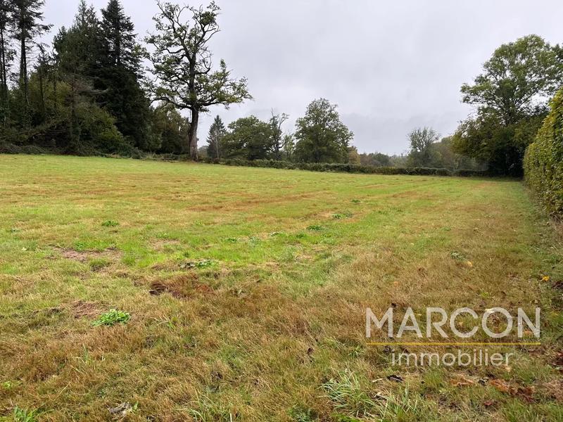 Terrain constructible - 3 080 m²
