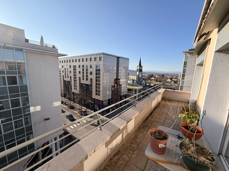 Appartement - 95 m² - 4 pièces