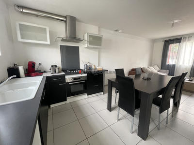 Maison - 75 m² - 4 pièces