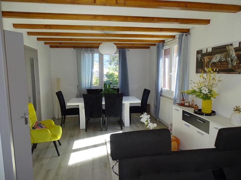 Maison - 181 m² - 7 pièces