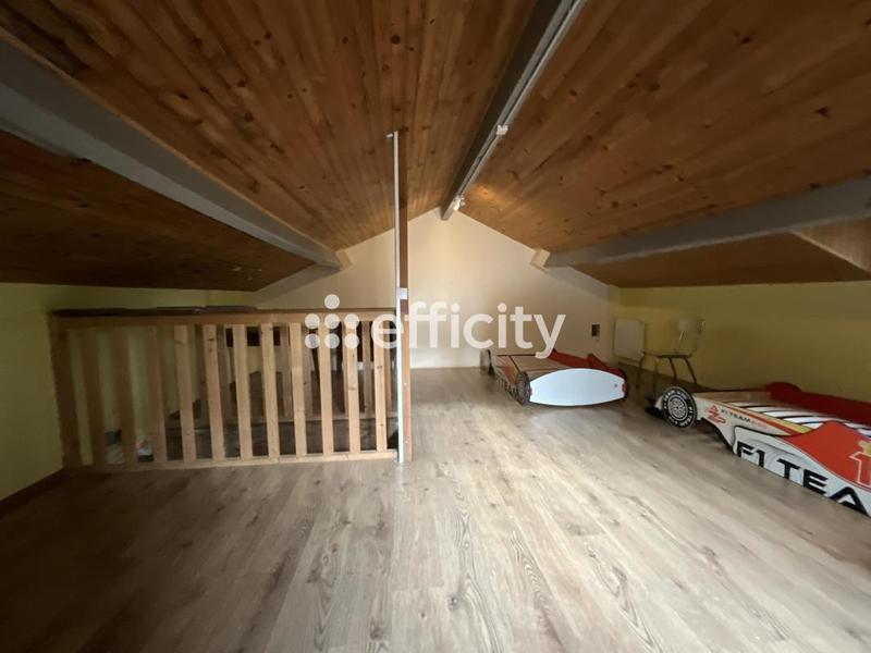 Maison - 160 m² - 5 pièces