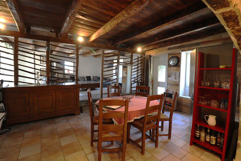 Maison - 64 m² - 2 pièces