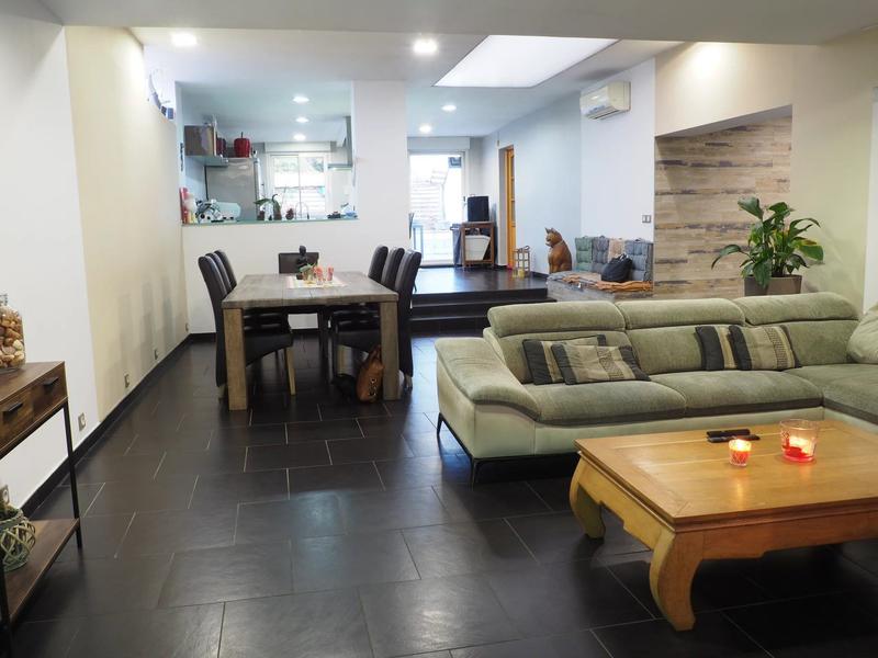 Maison - 177 m² - 5 pièces