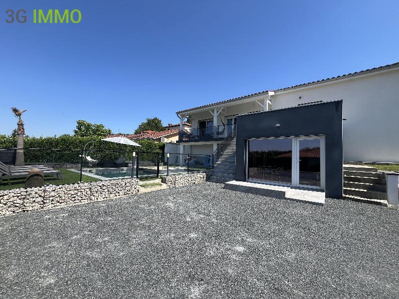 Villa - 161 m² - 5 pièces
