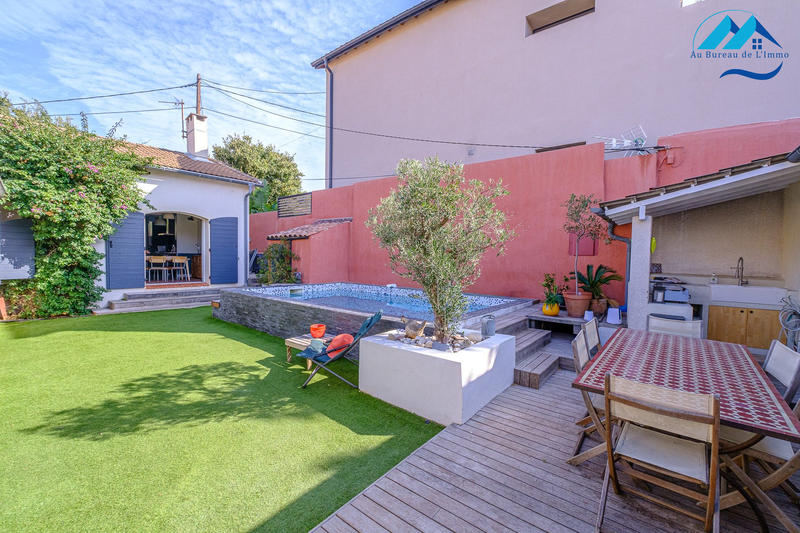 Maison - 197 m² - 8 pièces