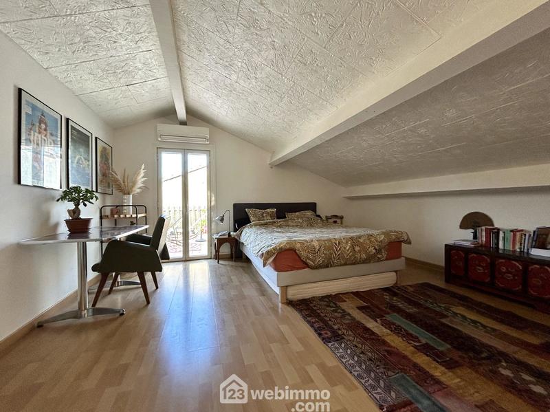 Appartement - 93 m² - 4 pièces