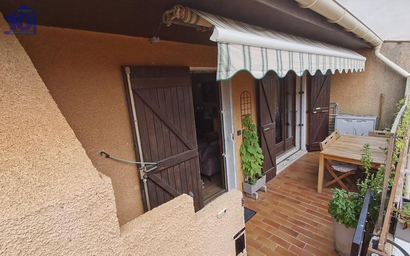 Appartement sur toit - 65 m² - 3 pièces