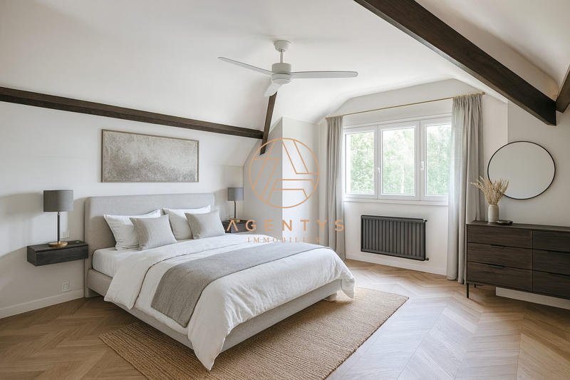 Maison ancienne - 195 m² - 6 pièces